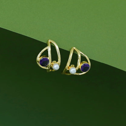 Curvy Hammered Pearl Glossy Earring