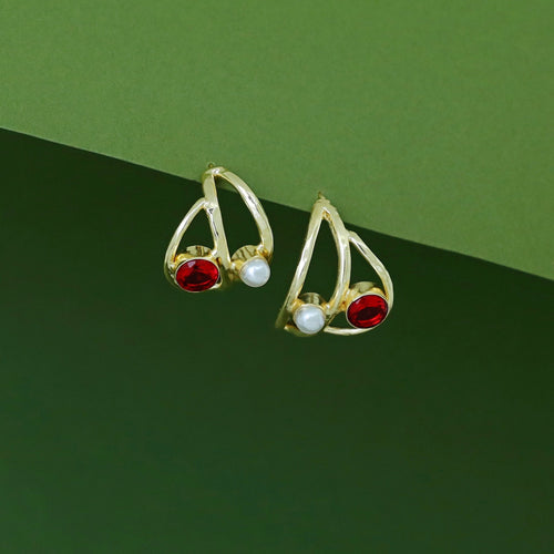 Curvy Hammered Pearl Glossy Earring