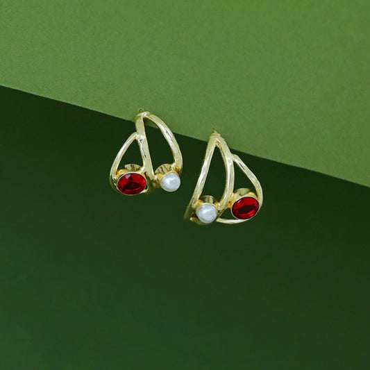 Curvy Hammered Pearl Glossy Earring